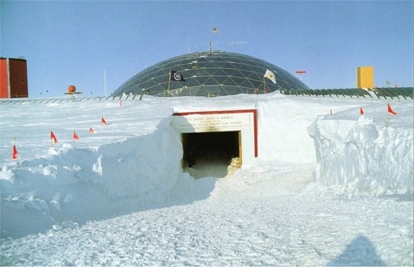 ant mc southpole1.jpg